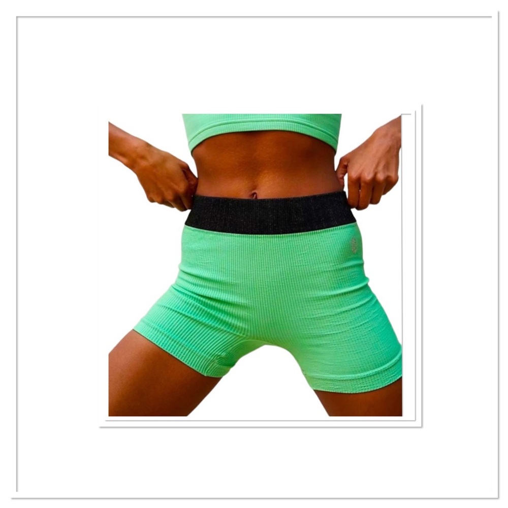 Free People Seamless Activewear Shorts Size M/L